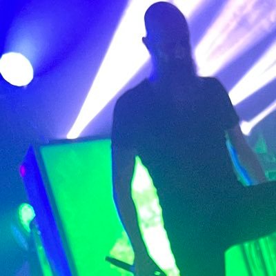 metalguitar33's profile picture. 