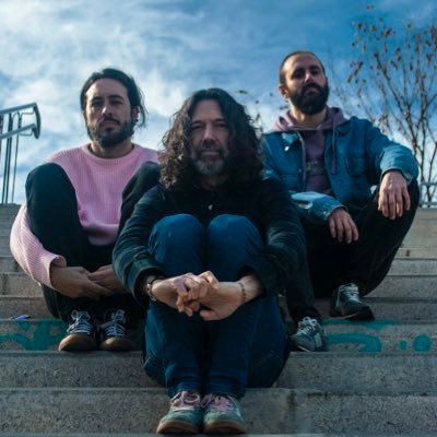 Acabamos de estrenar “Amar & Desobedecer” https://t.co/KmVI0nW14o