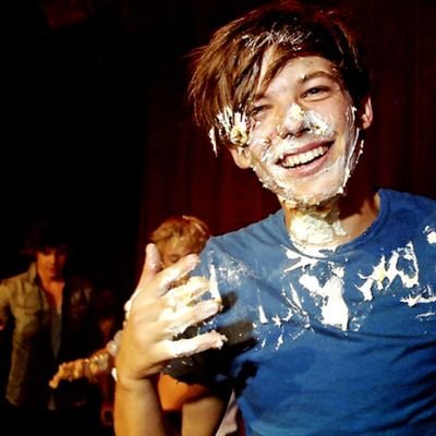 Sharing b!louis content of every louis pairing 💙