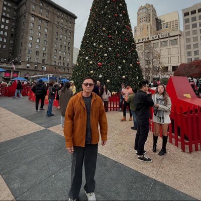 lks284409819361's profile picture. 