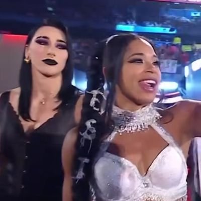 29_current's profile picture. she/her •
bianca belair fan •
ask me about other wrestlers I like 🫣