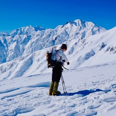 Mt_minmin_'s profile picture. ′22.12～登山開始／′24実績:活動日数76日ピーク数223座／′25より本アカウント記録開始／山バッジコレクターにして山グッズ重課金勢。山小屋と茶屋が大好き。CT0.6-0.8程度でシブい山バッジにむかって毎週お山へ。 岩手（父）と群馬（母）の間に生まれた埼玉出身東京在住。 秩父と高尾山がホーム／日本百名山54座