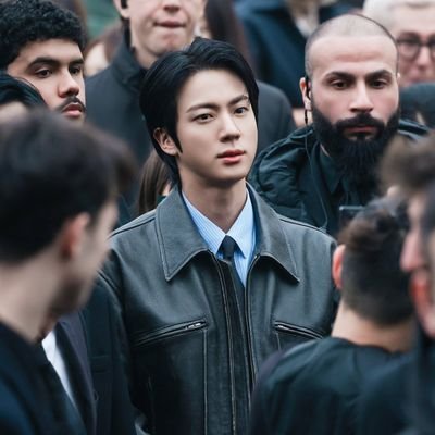 Franche25083805's profile picture. Bangtan Sonyeondan
12.06.24 Jin's back
J-hope Is here
09.06.25 TaeJoon Is back
10.06.25 JiKook Is here