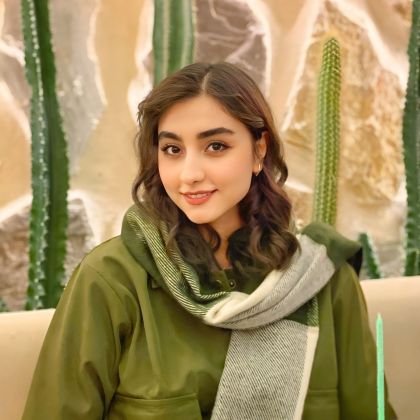 MobinaFadaeii's profile picture. رَها از هَرچه هَست و نیست🤍🌱