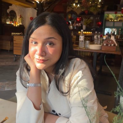 youngest child (exhausted) 👱🏻♀️ |22| 🦋 | I mostly tweet about | cinema | music | thoughts & chaos I can’t keep to myself 🕊️🫣