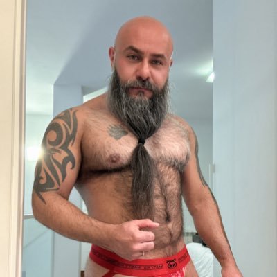 BeardedBearMan * * Profile