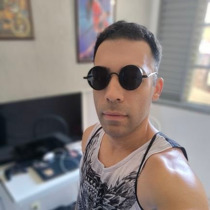 Dashfalcon's profile picture. O homem mais rico não é aquele que tem mais, mas sim aquele que precisa de menos.