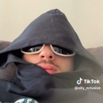 AboutNenny's profile picture. mal che vada me ne vado e mi apro un chiosco a portorico