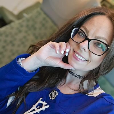 Won't Respond to DMs
🍁🏒 Toronto Maple Leafs | 🫶💖 Swiftie