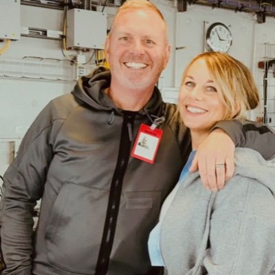 cox_nichol59339's profile picture. 