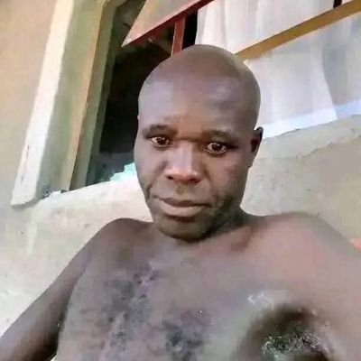 Fpmbouda's profile picture. Passionné ingénierie civil et de politique