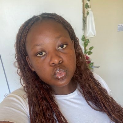 psuedo-extrovert 😌Madridsta🤍_ kaizer Chiefs no 1 fan💛Manchester is red❤️✌🏽22🇿🇦🇿🇦