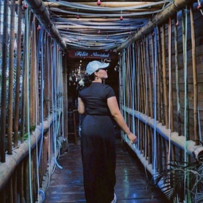 KarlaNaomsHuuuu's profile picture. Apesar de todo sonríe