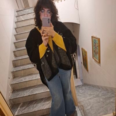 amateur tradwife || I love cars || fromsoft stan || modern aristocrat (neet) || 🐛🕷🐌 ||28 || hrt 20/08/24 ;3 || 🇮🇹