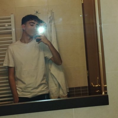 Musician | 🥁
Roller Coaster Enthusiast | 🎢
Collaboration Manager at Astralica Studio | 🤝🏻
https://t.co/hIemxt52wM