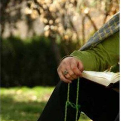ولی رفاقت با خدا خیلی باحاله هیچ وقت رهات نمیکنه حتی وقتی ازت بی معرفتی ببینه🫀🕊️