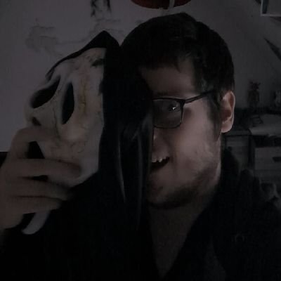 vampyr_mike's profile picture. 