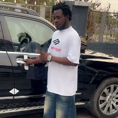 Alu31186168's profile picture. Don't Complain Don't Explain Just Believe🚢⚓💯
🇳🇬🇺🇲🔴🔴⚫⚫ Please guys follow my tiktok page God bless you all 🙏 🙏 
https://t.co/WnsR2ultY1?