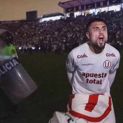 El Ⓤnico grande del Perú 🟡⚪ los demás son huevadas