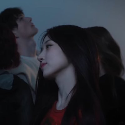 kurooqr's profile picture. lily: “i love you too” *kisses*