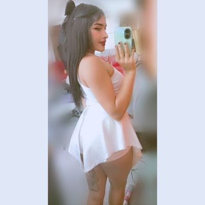 Mexicana🇲🇽, 19 años, soltera, hot,💋😏 apostadora, estudiante chambeadora, sexy y risueña 🥰😘.