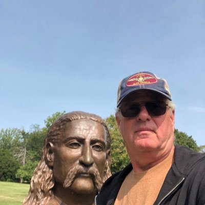 DonCampbel2526's profile picture. 