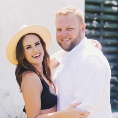 Husband/Wife duo who ditched corporate life for dream.
Now on a mission to find Unique America and share with the World
Join the adventure on YouTube! 📺⬇️
