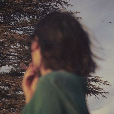 izumikun012's profile picture. jangan pernah merasa penting di kehidupan orang lain