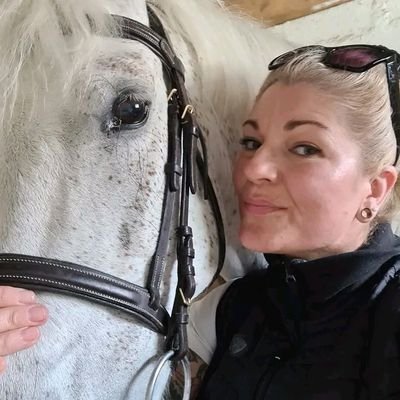 muiz43270's profile picture. https://t.co/EbufGgUDeN