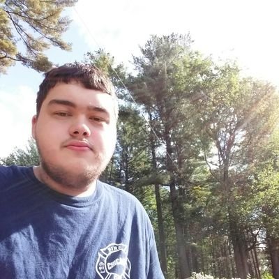 Hey, welcome to my Twitter. I am 28 years old. #603Pride ☀🍃🍂🍁🇺🇸
Nature and wildlife fan Country music fan BoyScout love family NH state basketball champion
