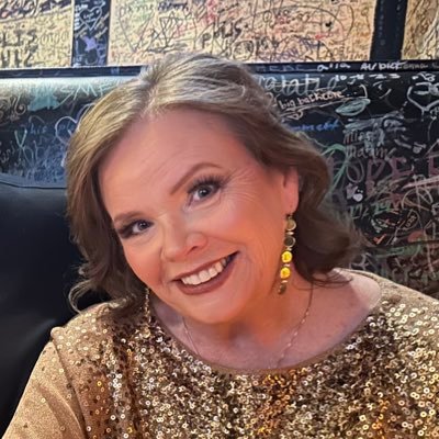 find_the_gift's profile picture. Wife | Aunt | Catholic | Patriot | Survivor/Overcomer | Optimist. I follow interesting people - mute mean people.