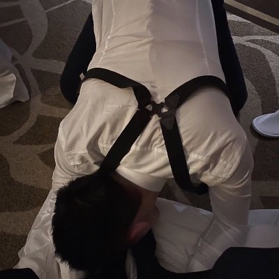 superyao_'s profile picture. 声控 喜正装 cb 捆绑 喜肌肉m和绳s  我只看脸，约玩换脸照 base Shanghai