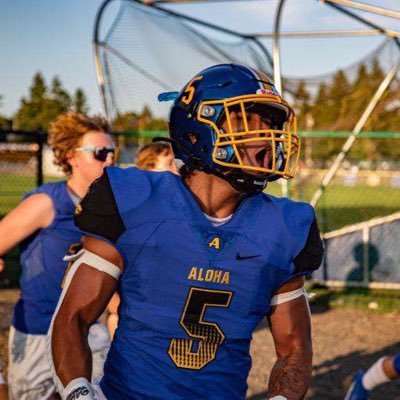 |Aloha Highschool ‘25| ATH | 5’8 | 185lbs | 3.2UW 3.3W gpa | #5 | Contacts: roshishnepal1@gmail.com | #971-439-8318 | Instagram : iamRoshisNepal