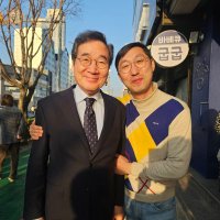 조호성 (@6vl2yhmps8oez9y) 's Twitter Profile Photo