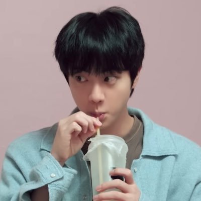 laichimolalaa's profile picture. 💜💖