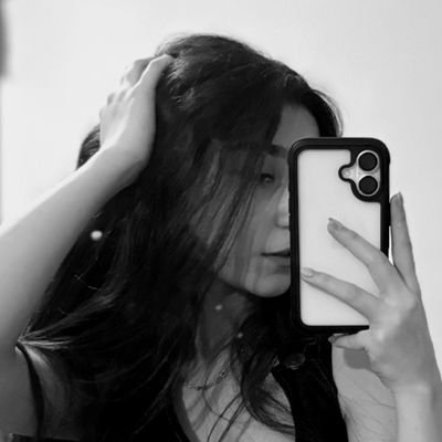 mahdieh_abt's profile picture. 🦋🌙
 https://t.co/QDJlTiegoo
ناشناسم🤍