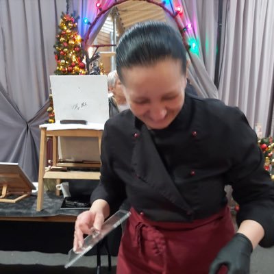 Claerchen2's profile picture. Ich bin nicht lustig. Schokolade ist die einzig wahre schöne braune Masse. #byebyeafd #wirsindmehr #afdverbotjetzt #teamhabeck