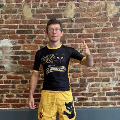 I am a Black belt in Brazilian Jiujitsu and co-owner of The Jiu Jitsu Company in Old City, Philadelphia USA