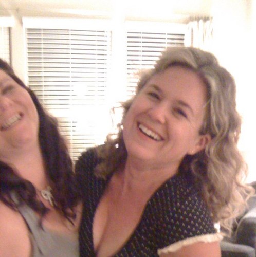 charluna's profile picture. 