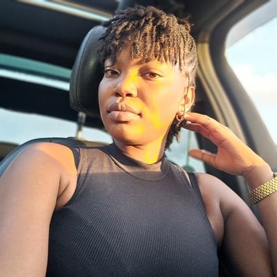 Yahweh✝️
Digital Storyteller☆
Loc'd girlie♡
Tea🍵 snob