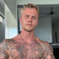 Troy (@sarahtrop) 's Twitter Profile Photo