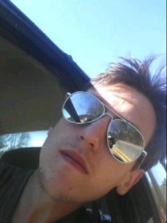 bradwee88's profile picture. 