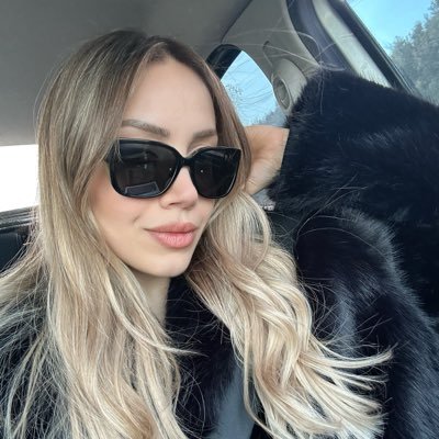 zeyneppdogru's profile picture. 