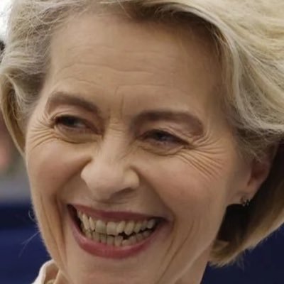 ElMakkor's profile picture. Artist, poker player and entrepreneur.