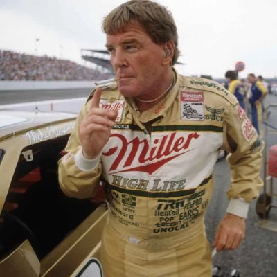 jonathan_penis's profile picture. The good doctor. Miller drinker.