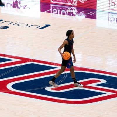Justin Oliver/2026/Curie Condors Basketball/Phone (773-241-1374)