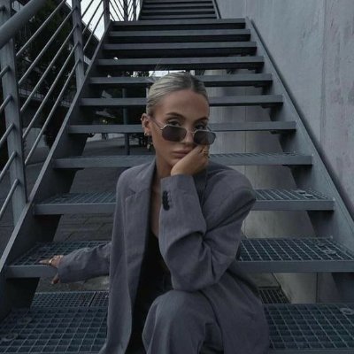 demi_flynn's profile picture. I like my subs