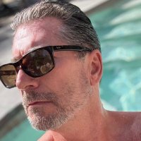 Larry Head (@larrylovescats) 's Twitter Profile