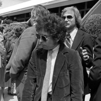 Left-Bukharinist, Bob Dylan Bolshevik and ProletKultist | #1 Napoleon fan | Anti-theist