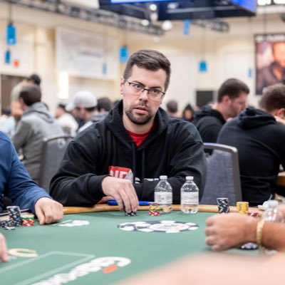 Streamer en https://t.co/19aHayM3CV https://t.co/uGXjRmTdqu https://t.co/rsOa76O2pU
